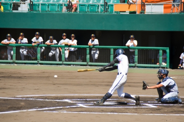 夏甲子園」沖縄県予選準決勝 | フォトアルバム | 学校法人 興南学園